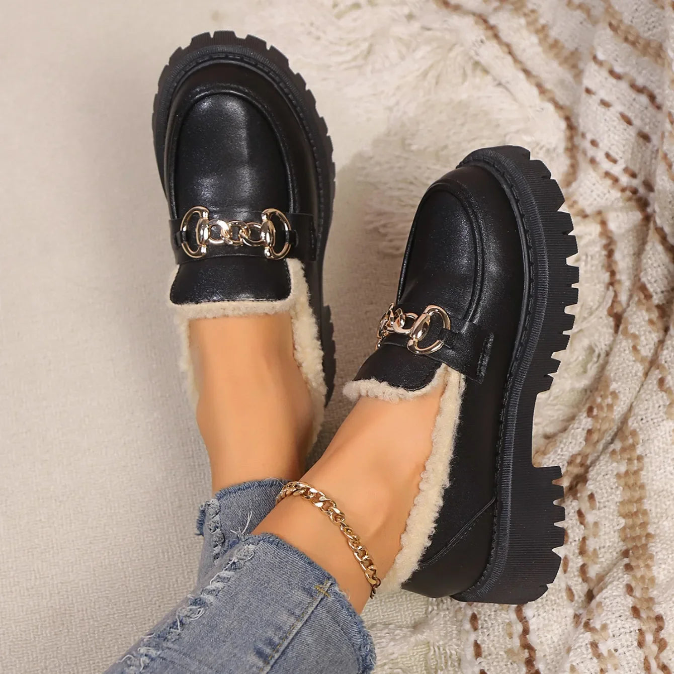 Jessy | Sherpa Lined Platform Loafer