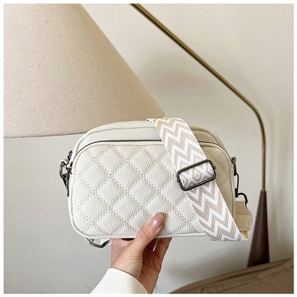 Kiki | Diamond Pattern Soft Shoulder Bag with Geometric Strap